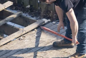 Should You Repair or Replace Your Deck?